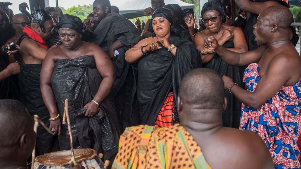 180911155230-02-kofi-annan-ghana-burial